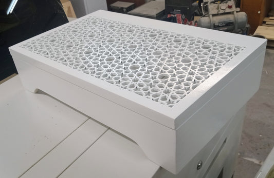 Boîtier en bois pour routeur Wi-Fi — Dimensions sur mesure, porte à charnières